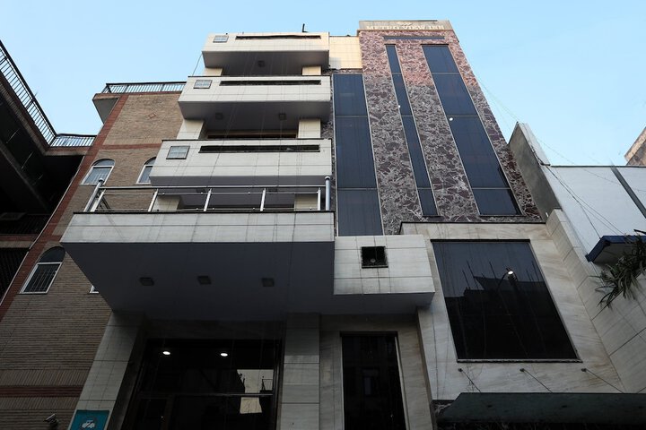 Exterior of OYO 463 Hotel Metro View Inn