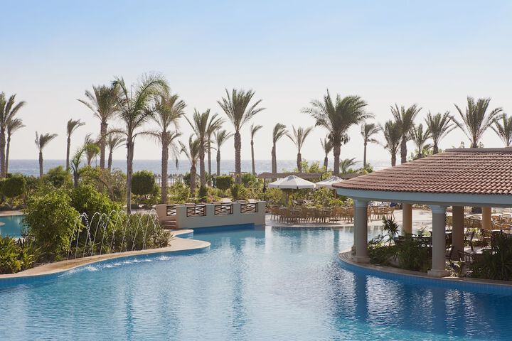 Pools & Facilities