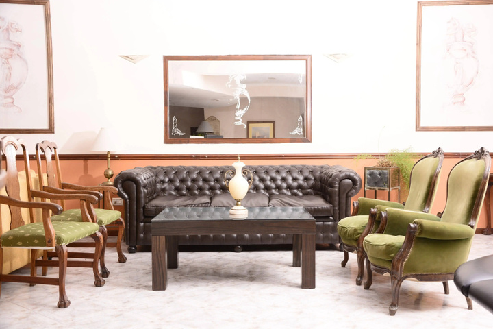 Entrance & Lobby