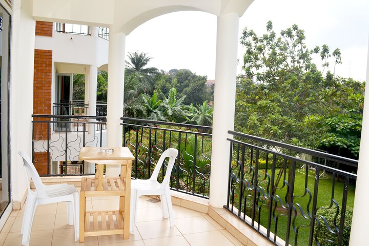 Terrace/Patio 8 of 37