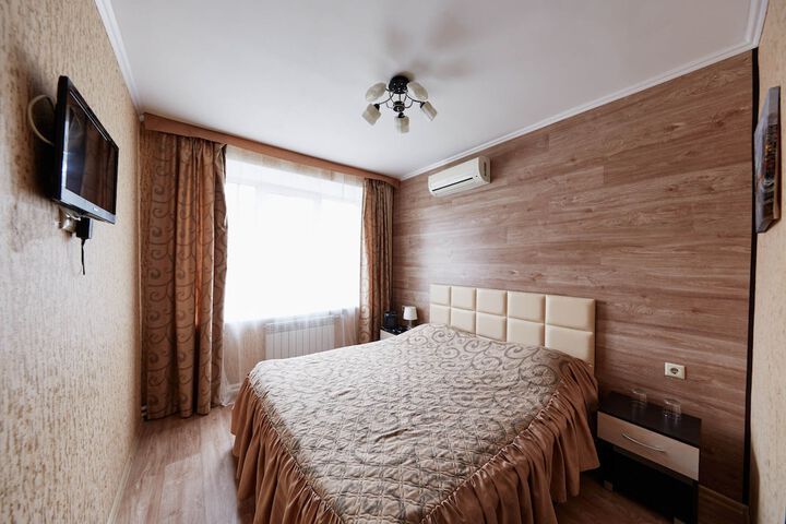 Room 16 of 25