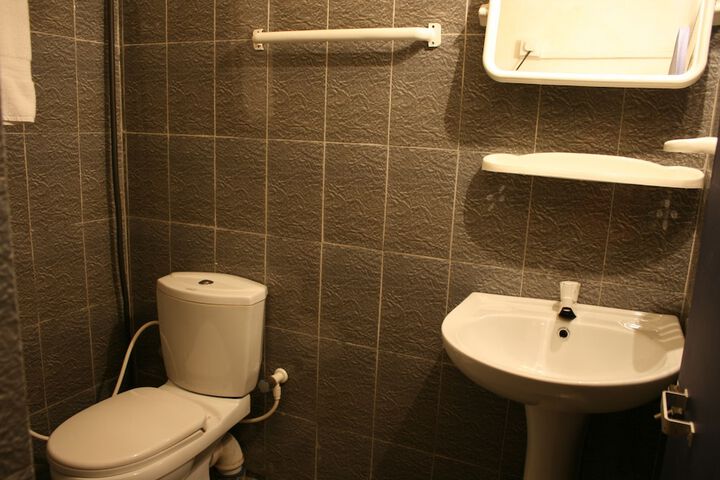 Room 52 of 70