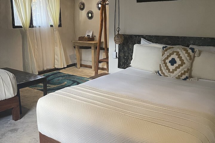 Room 52 of 172