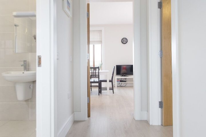 Room 10 of 61