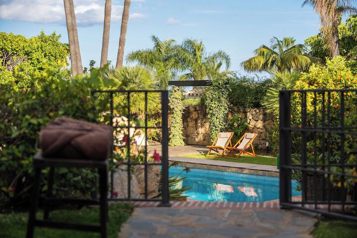 Pool 83 of 135