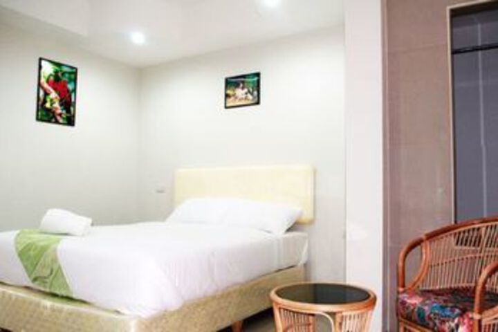 Room 26 of 39