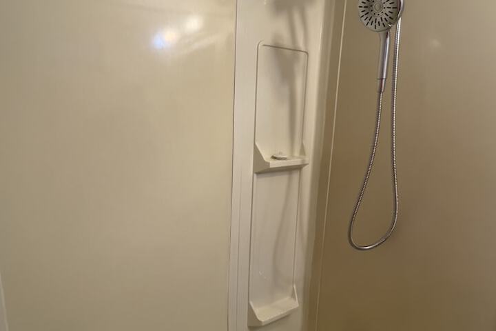 Room 37 of 59