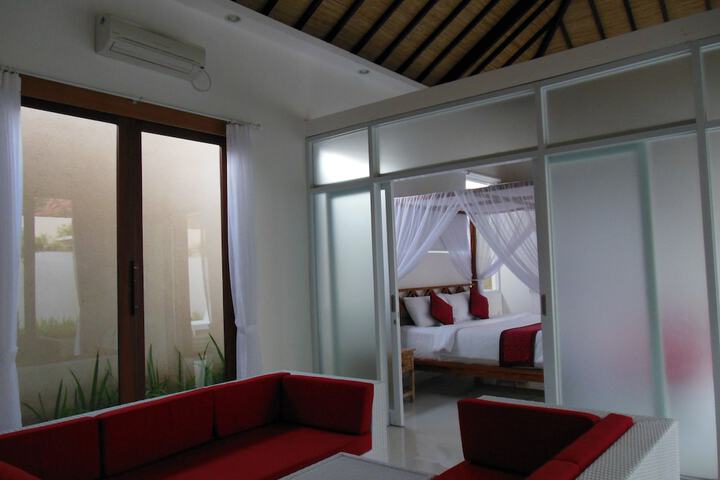 Room 17 of 44