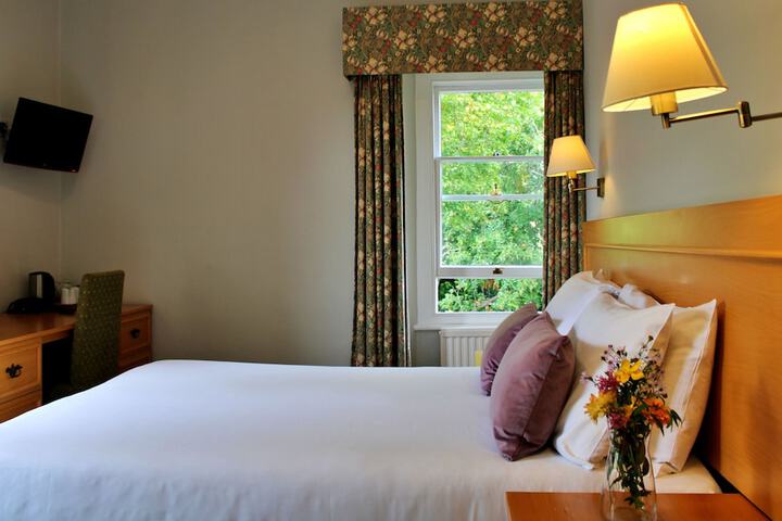 Room 25 of 70