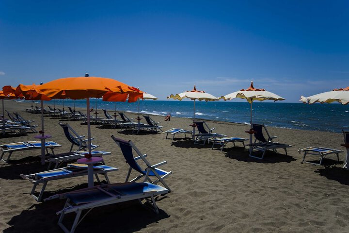 Beach 54 of 87