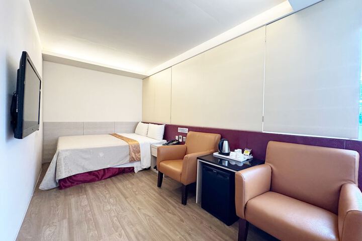 Room 70 of 160