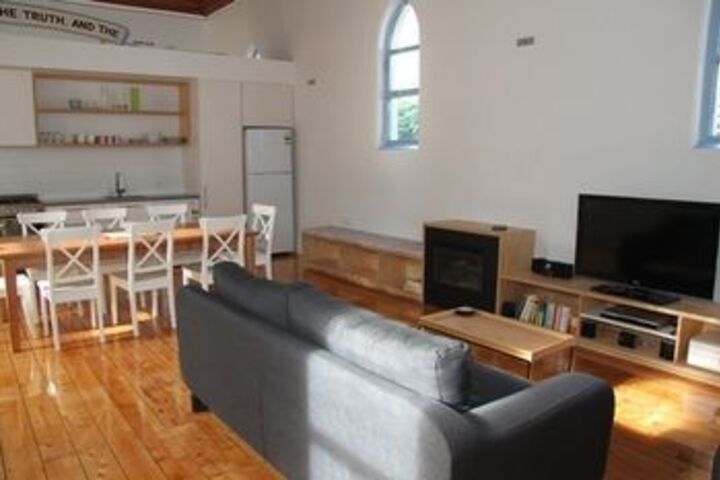 Room 12 of 17