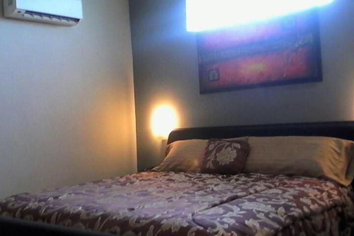 Room 16 of 33