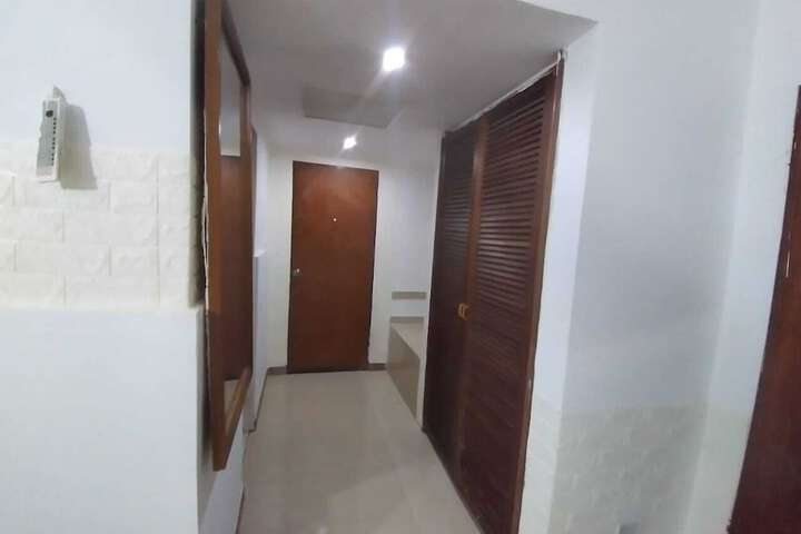 Room 12 of 19