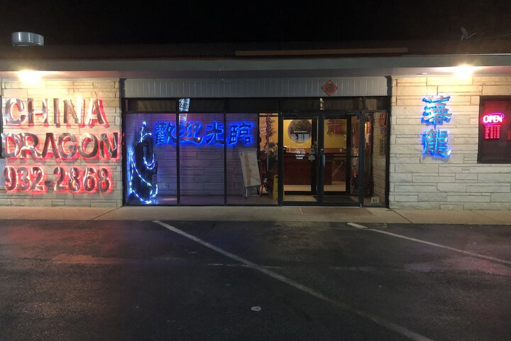 Image of Dragon Inn & Suites