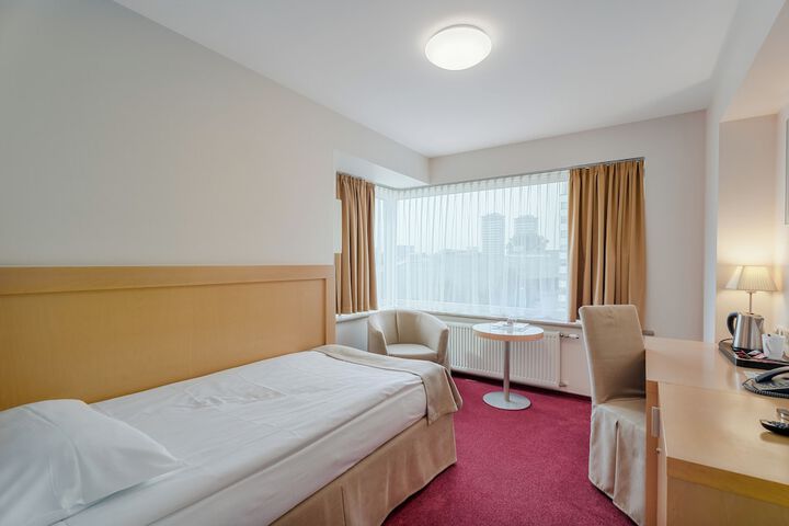 Room 14 of 58
