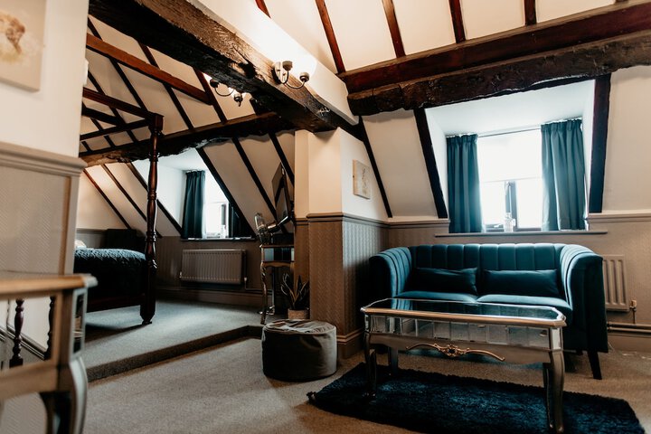 Room 35 of 43