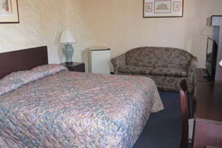 Room 21 of 36