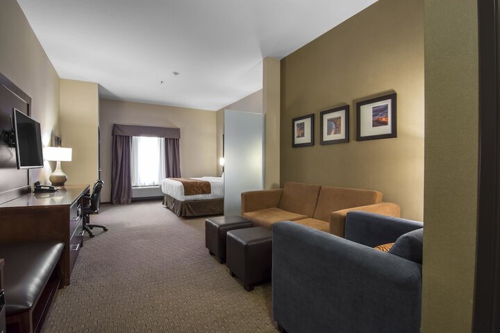 Room 30 of 54