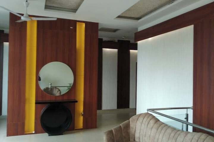 Hotel Interior 9 of 25