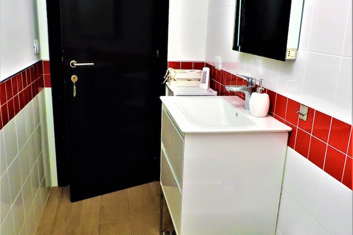 Room 19 of 26