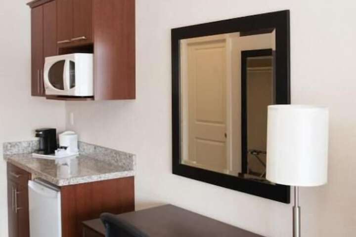 Room 13 of 29