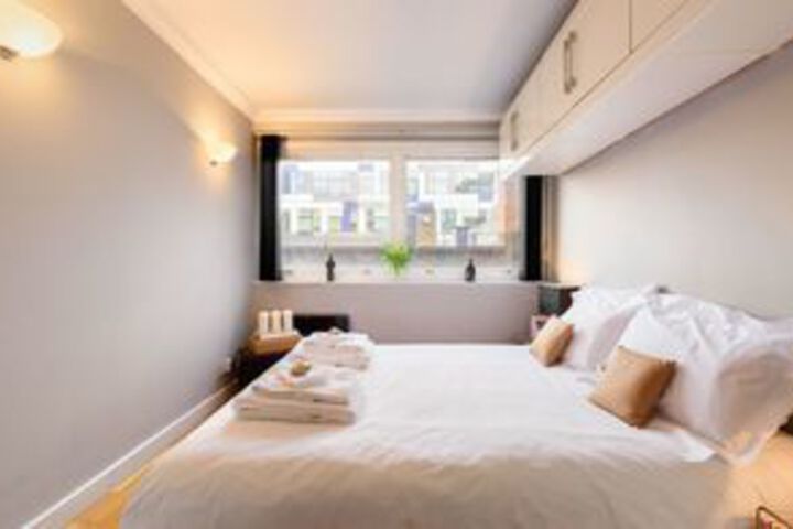 Room 7 of 22
