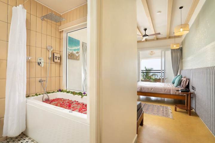Room 27 of 38