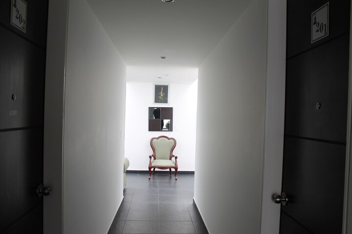 Ballroom/Hall 36 of 51