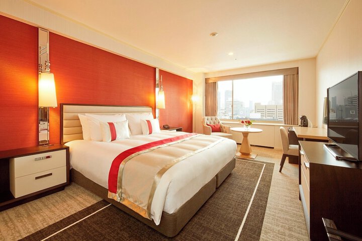 Room 16 of 72