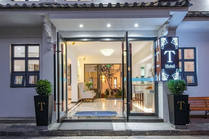 DALI T HOTEL