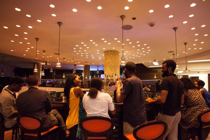 Lounge 93 of 103