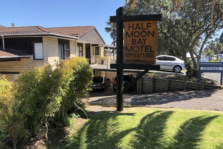 Half Moon Bay Motel