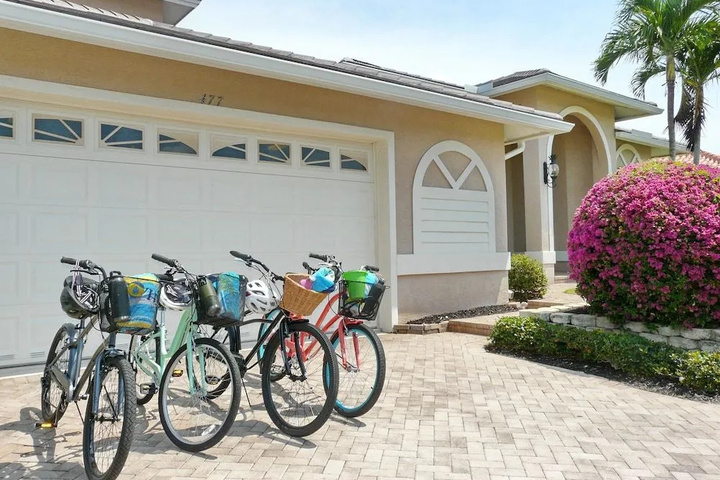 Photo of 477 Driftwood Court