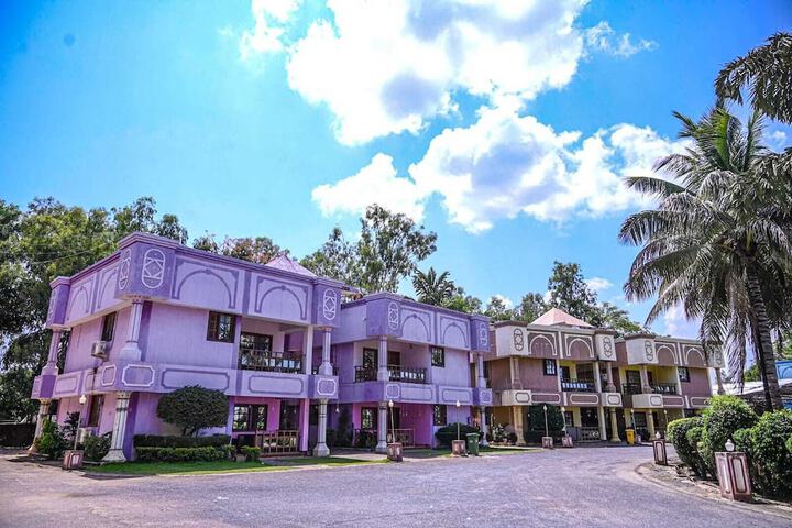 Exterior of Hotel Ganpati Resort
