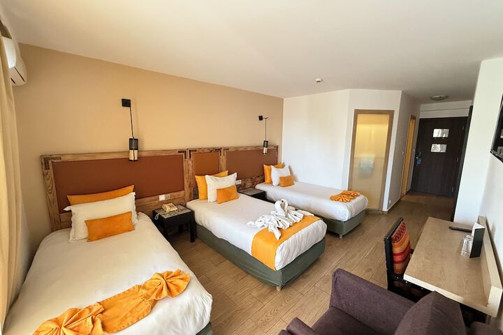 Room 29 of 70