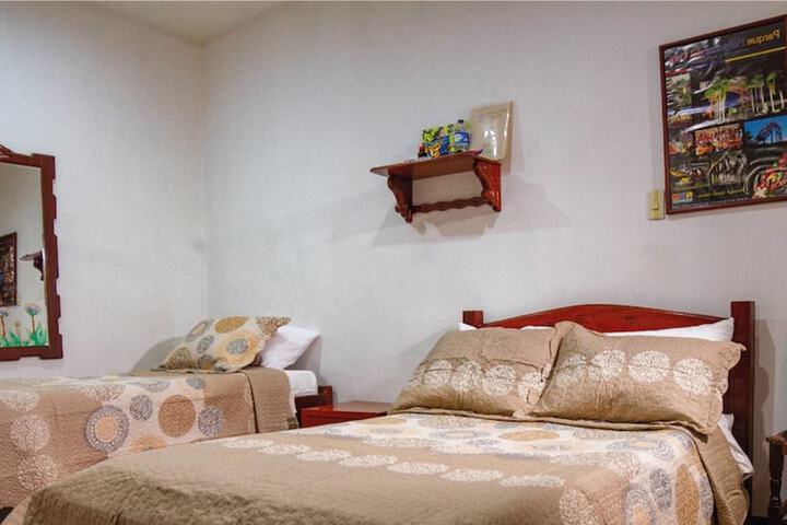 Room 6 of 8