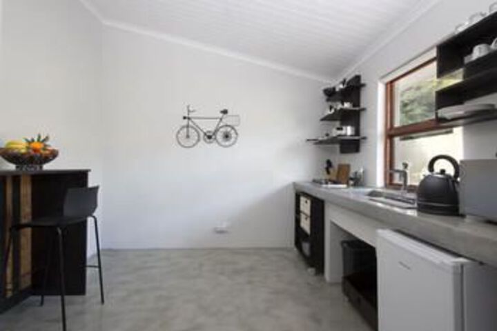 Room 5 of 5