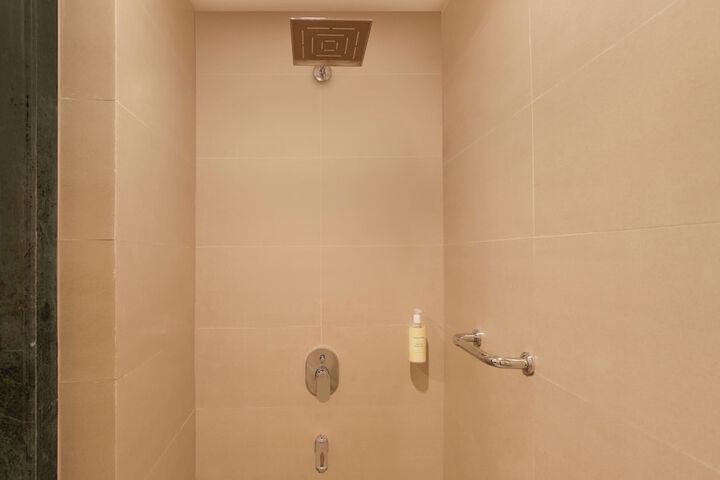 Room 29 of 57