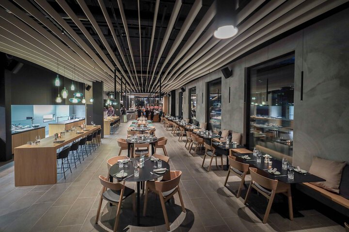 Dining 76 of 131