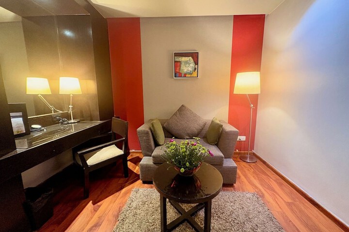 Room 52 of 121