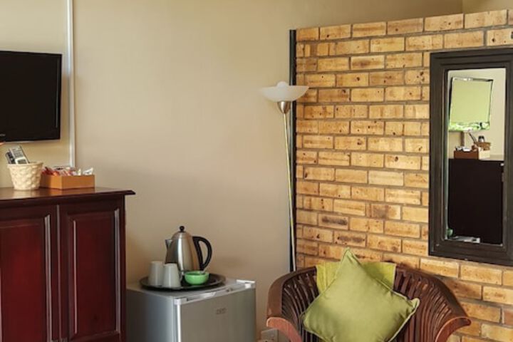 Room 5 of 46