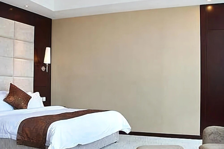Room 5 of 14