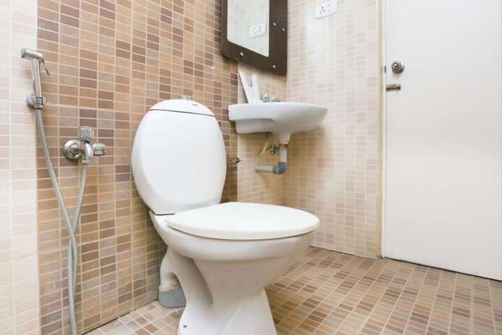 Room 9 of 22