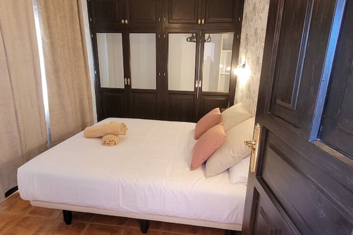 Room 14 of 97