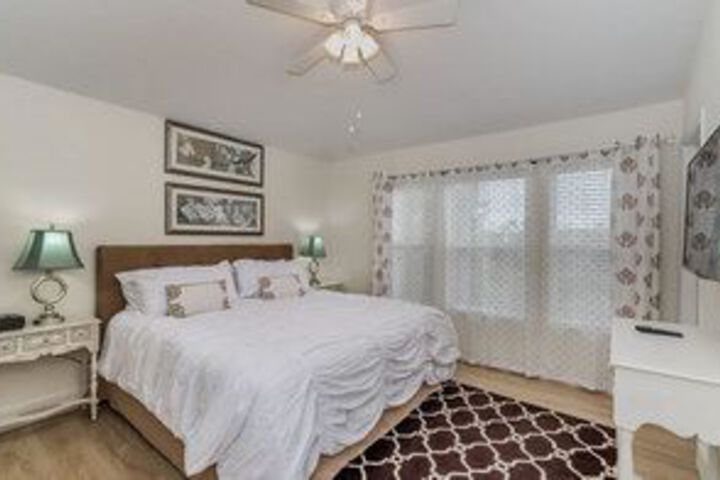 Room 3 of 13