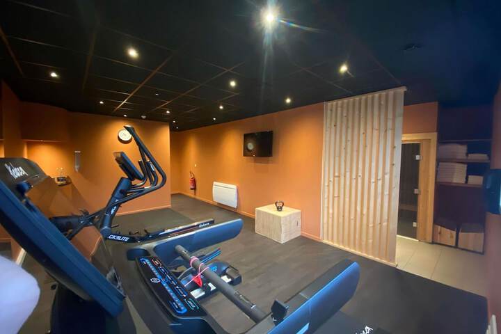 Hotel Gym