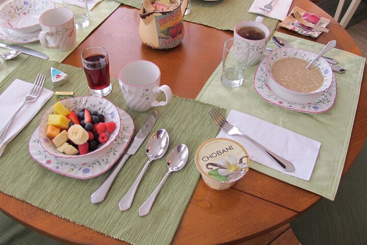 Breakfast/Coffee Service 61 of 115