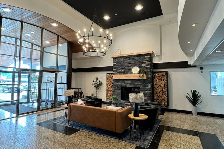 Hotel Interior 2 of 123