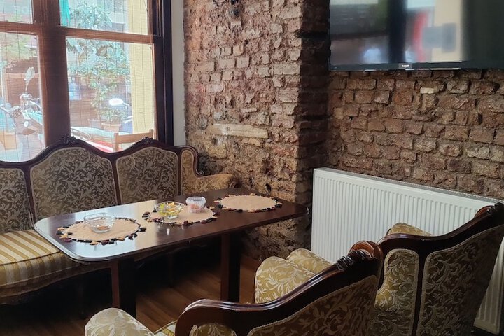 Guest Lobby